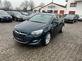 Opel Astra J Sports Tourer Exklusiv / Navi / SHZ / - Opel Astra Exklusiv mit Diesel-Antrieb