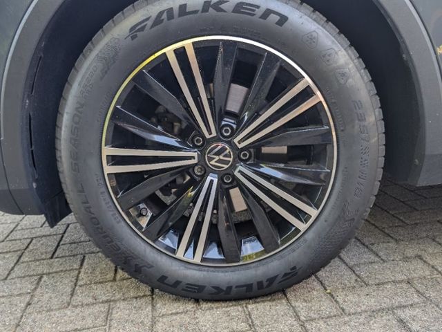 Fahrzeugabbildung Volkswagen Tiguan Life Active 1,5 l TSI DSG Active