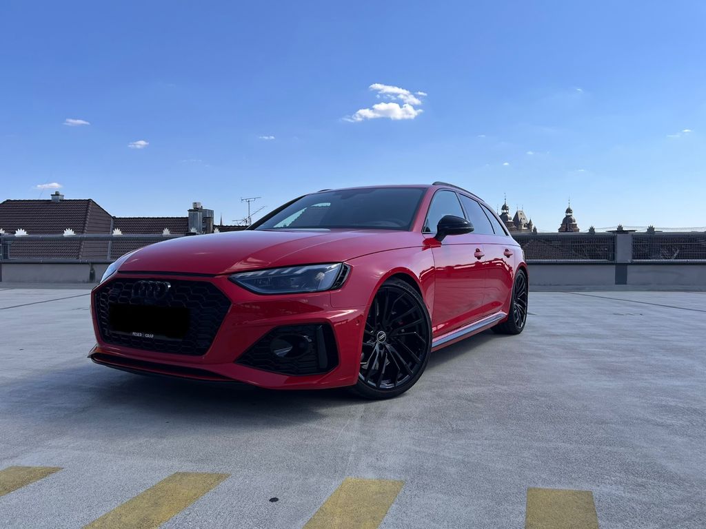 Image of Audi RS4