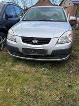 Kia Rio 1,4*Klima*AHK - gebrauchte Kia Rio aus dem Jahr 2008