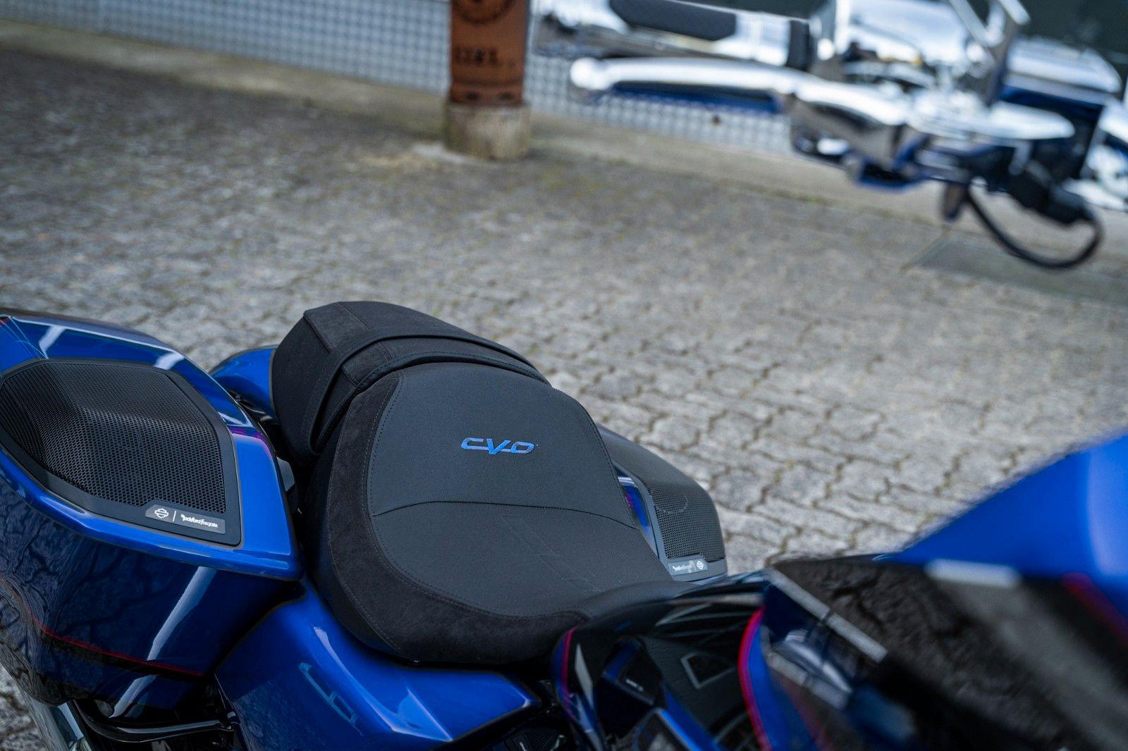 Fahrzeugabbildung Harley-Davidson CVO Road Glide FLTRXSE 121 cui MY25 Sofort Verfg