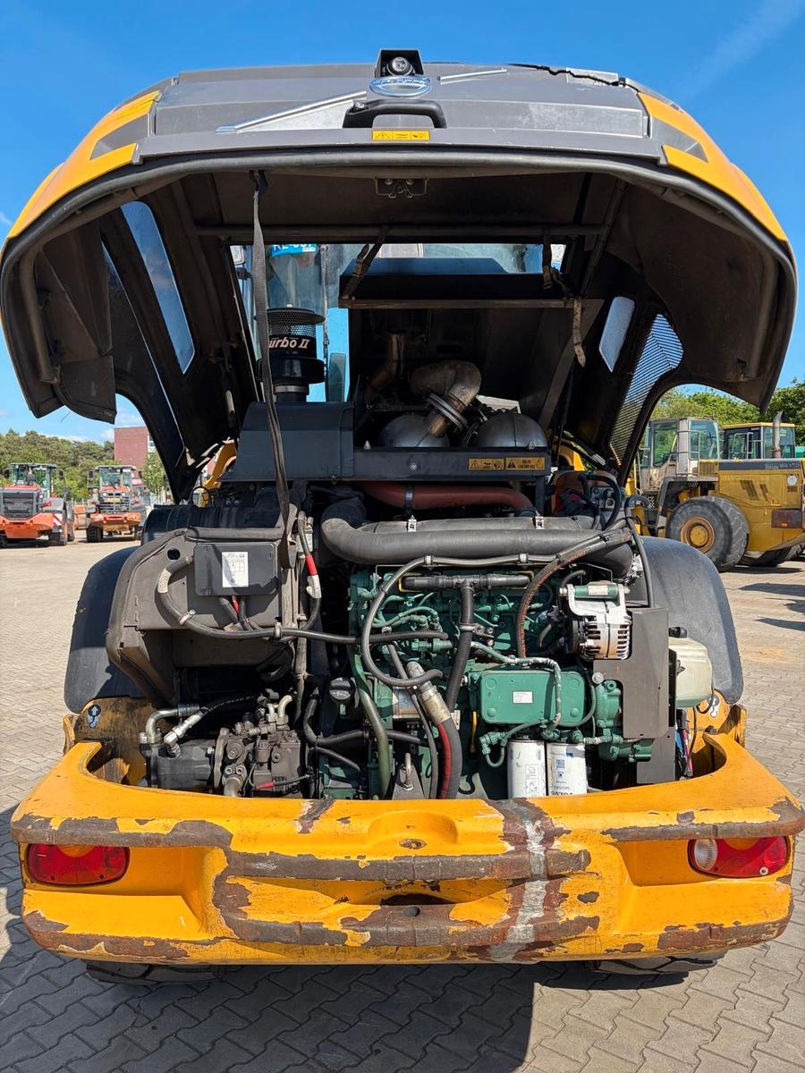 Volvo L 45H mit Hochkippschaufel