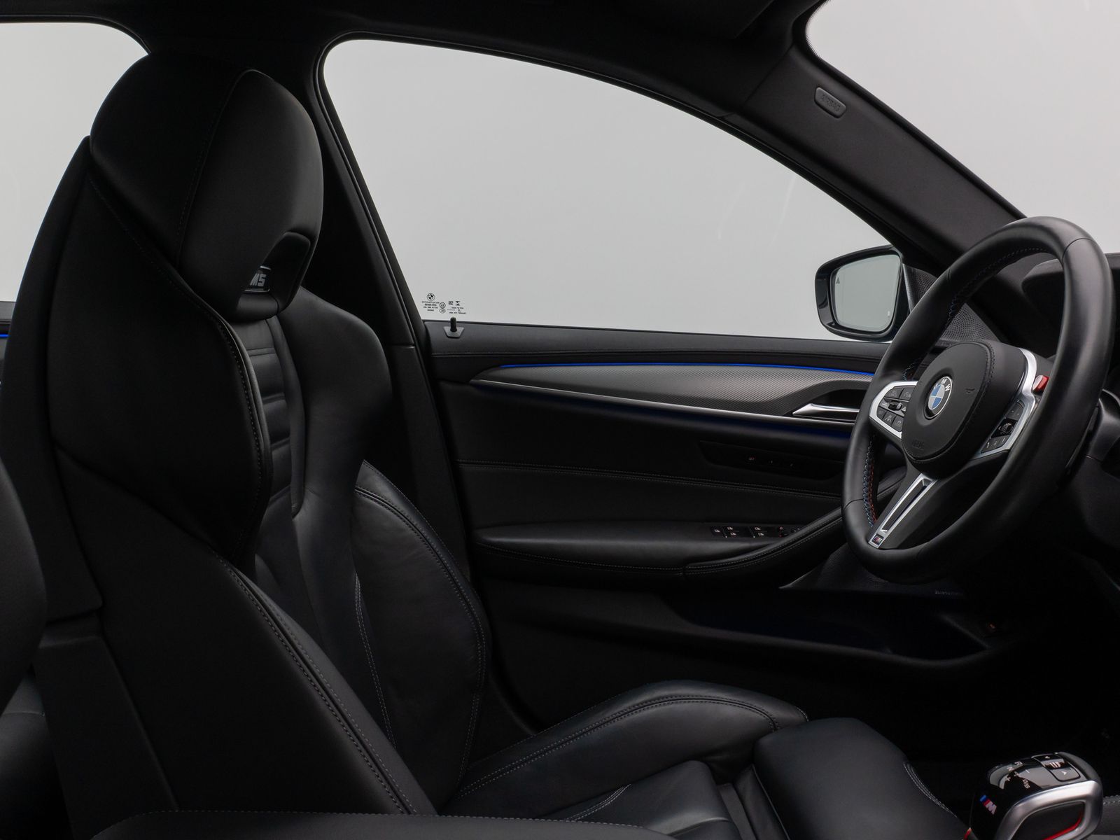 Fahrzeugabbildung BMW M5 Competition xD 360°HUD DAB B&W SoftCl Komfort