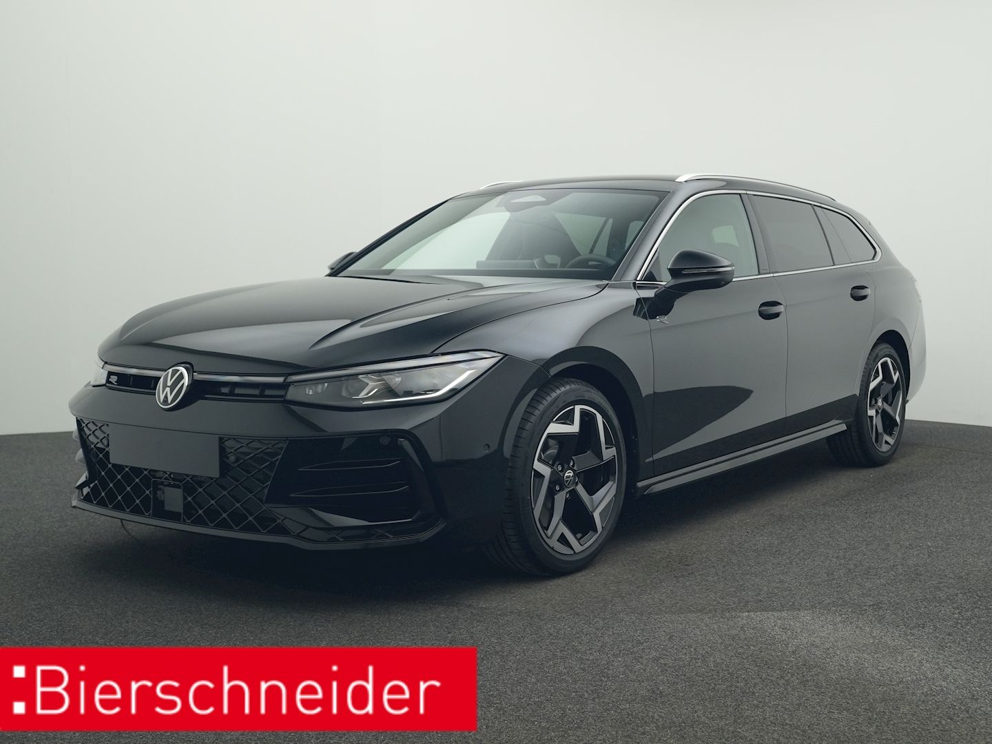 Volkswagen Passat Variant 2.0 TDI DSG 4Mo. R-Line AHK 18 IN