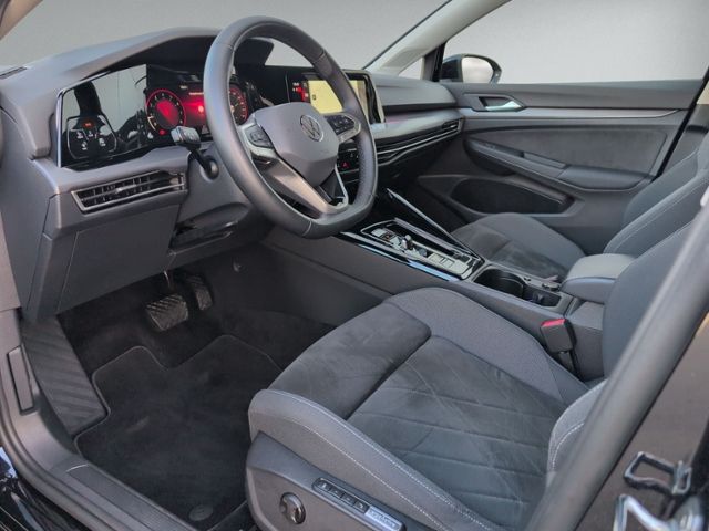 Golf VIII 1.5 eTSI DSG STYLE KAMERA+ACC+NAVI+LED