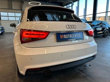 Audi A1 Sportback basis *Klima*SHZ*PDC*EURO 6*CD*