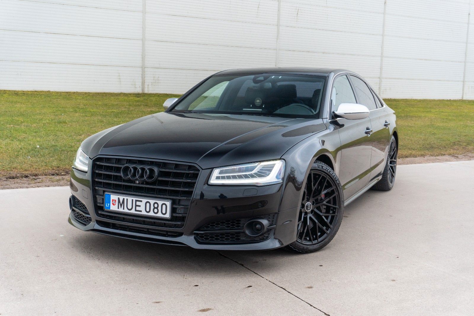 2014 Audi S8