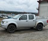 Nissan Navara Pick-Up Double Cab 2.5 dCi 4x4 *AHK*KLIMA - Nissan Navara: Allradantrieb, 2.5