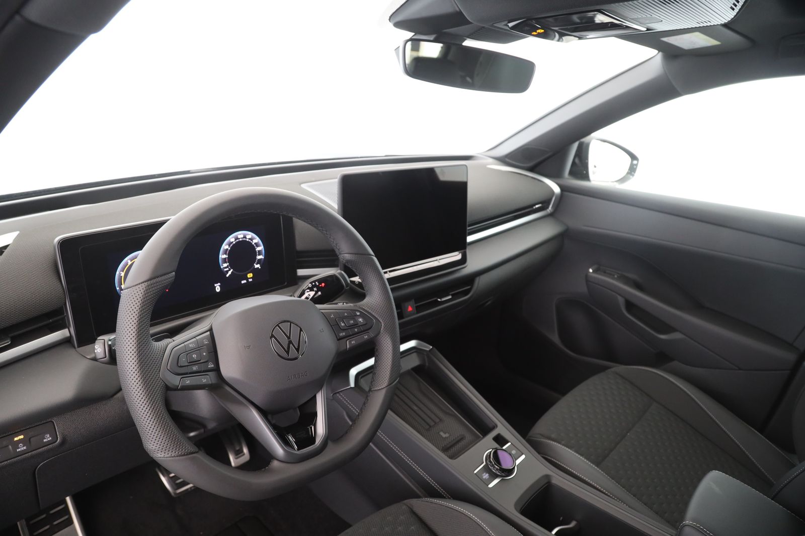 Volkswagen T-Roc - Bild 11