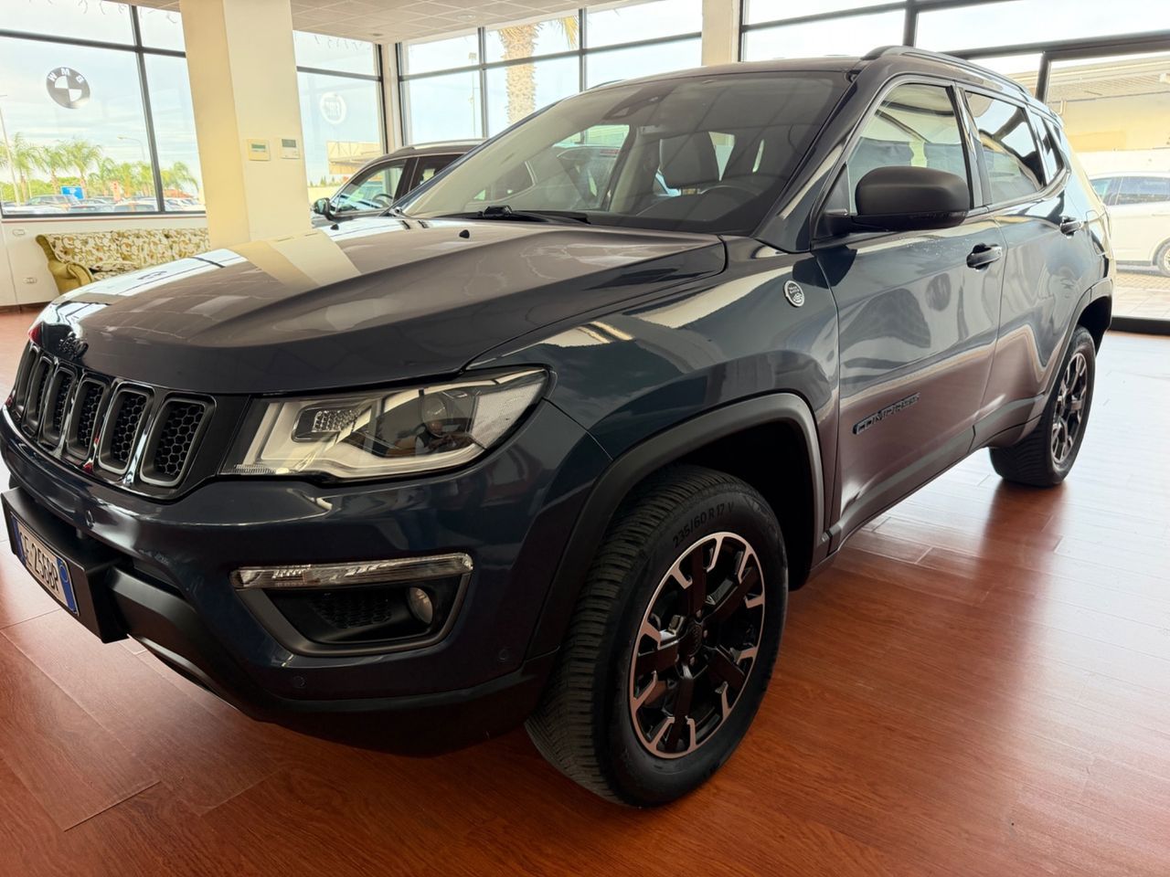 Jeep Compass 1.3 Turbo T4 240 CV PHEV AT6 4xe Tr imagem 3