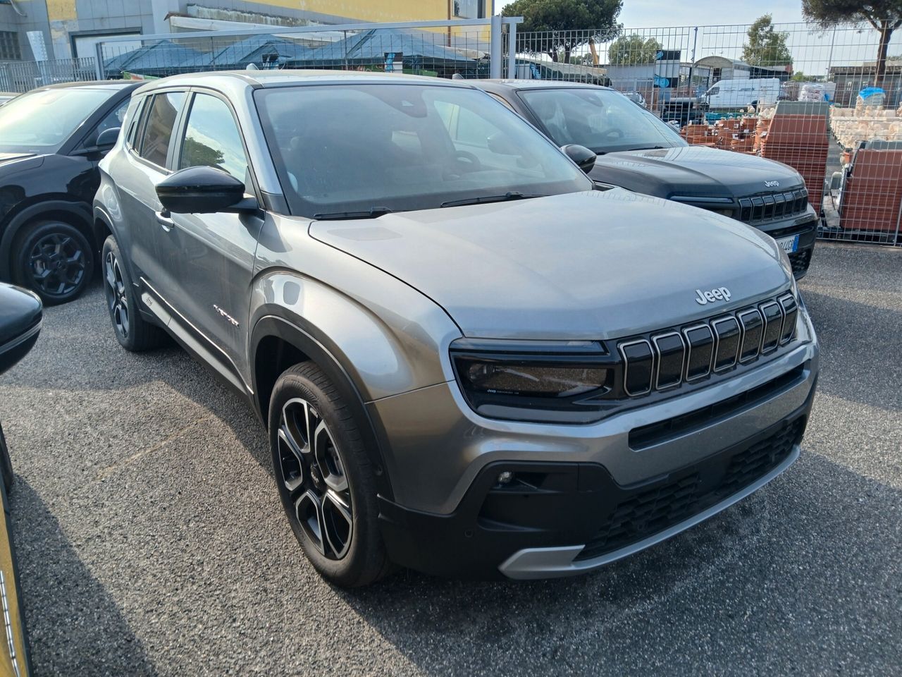 Other Jeep Avenger BEV Summit imagem 3