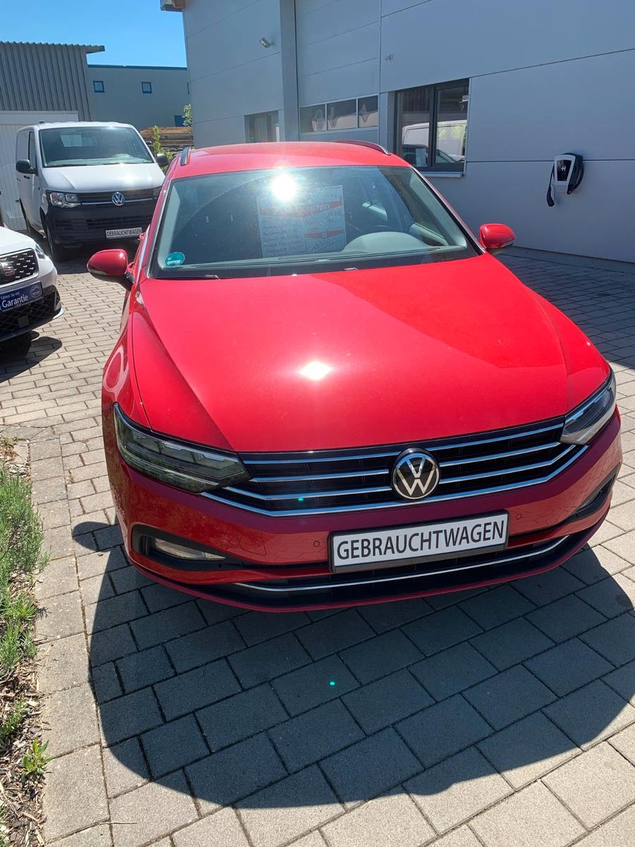Volkswagen Passat Variant 2.0 TDI DSG SHZ Navi 1.Hd