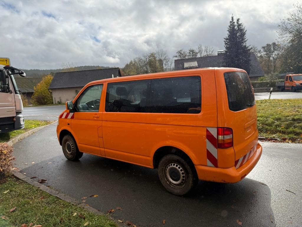 Volkswagen T5 Kombi