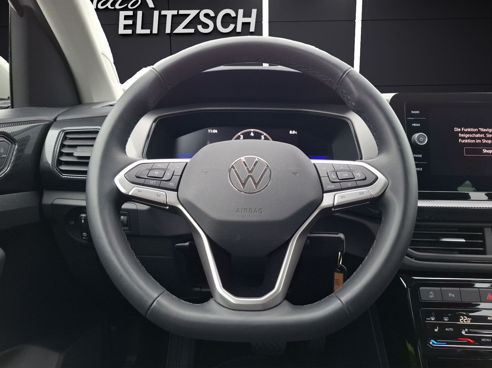 Fahrzeugabbildung Volkswagen T-Cross TSI Life DSG LED CarPlay AID ACC RFK SH
