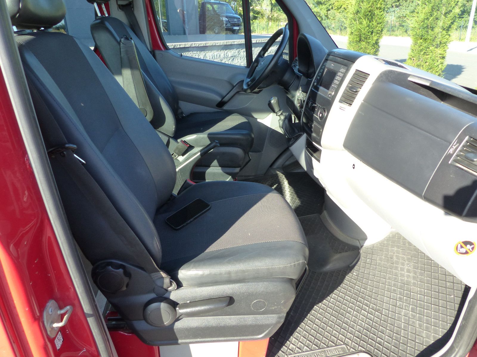 Fahrzeugabbildung Mercedes-Benz Sprinter 316 CDI Mixto