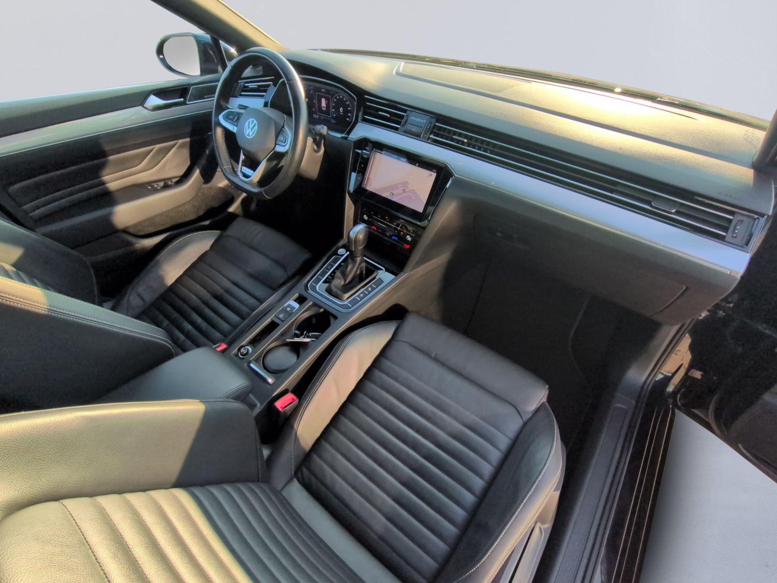 Passat Variant 2.0 TDI DSG 4M Business AHK