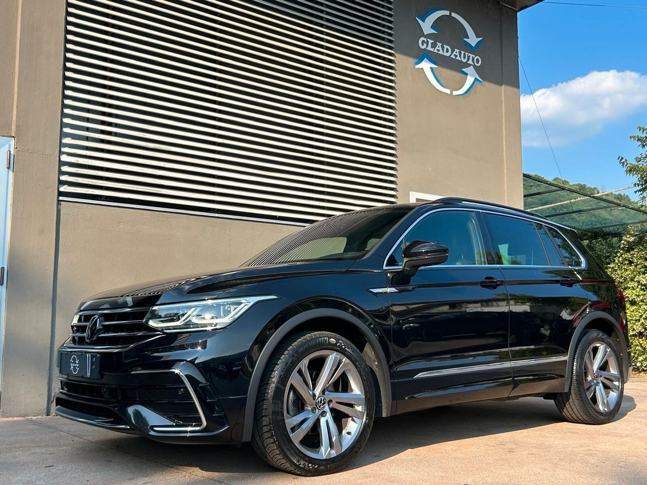 Volkswagen Tiguan 2.0 tdi R-Line 150cv dsg - FUL imagem 2