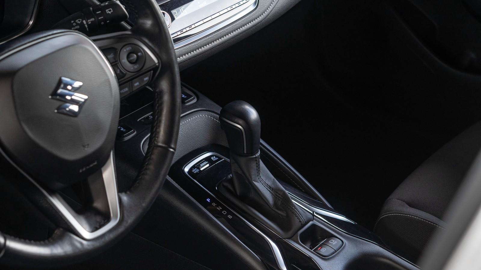 Suzuki Swace 1.8 Hybrid Comfort+ KAM*ACC*TOT*HYBR*2.Hd