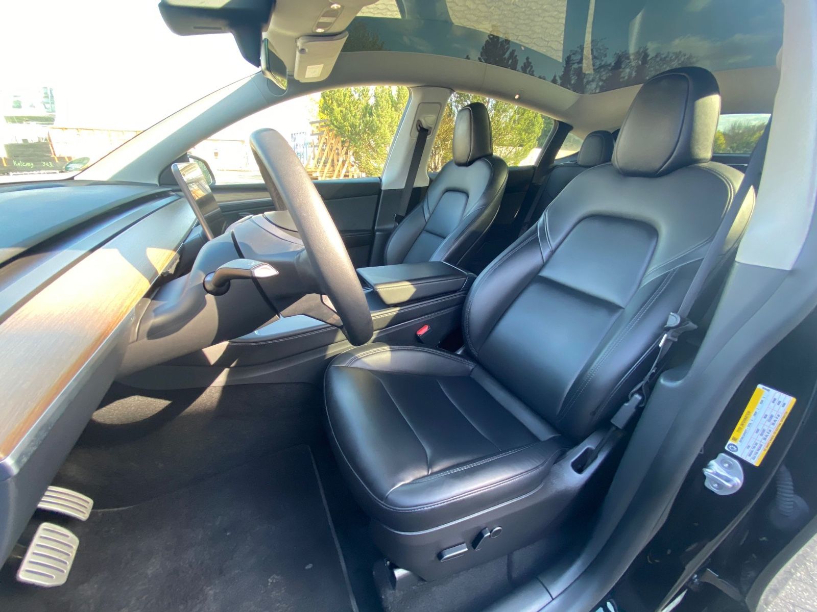 Tesla Model Y Performance Dual Motor AWD foto 12
