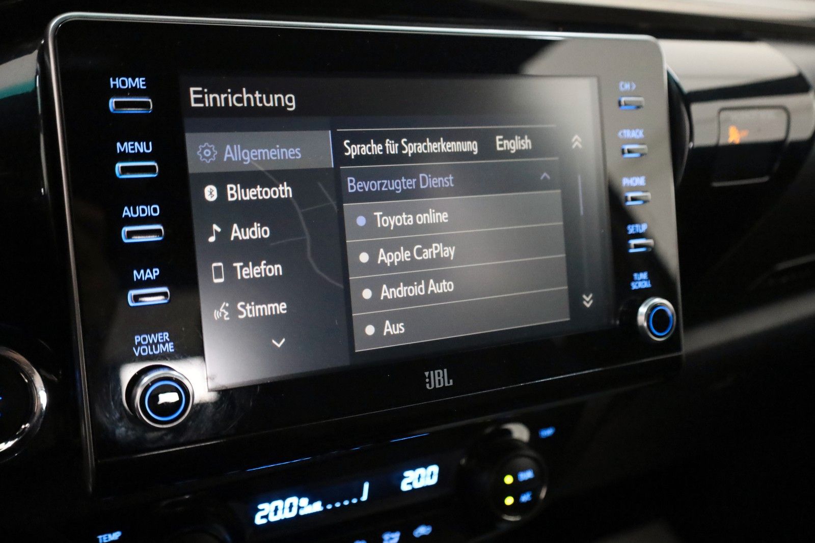 Fahrzeugabbildung Toyota Hilux 2.8 D-4D Invincible,Rollbügel, Rollo , AHK