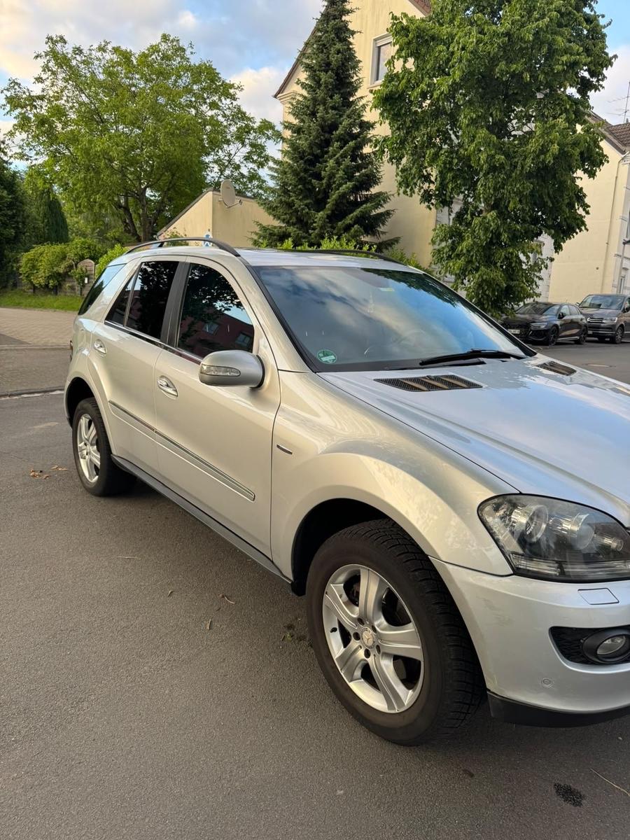 Mercedes-Benz ML280 2008 — photo 9