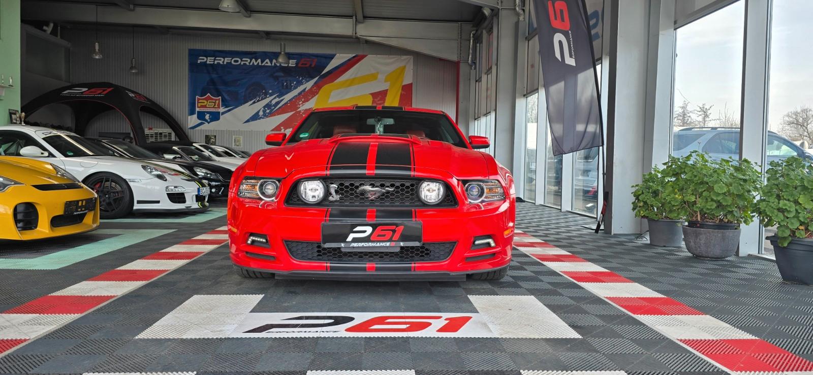 Ford Mustang 5.0 Ti-VCT V8 GT Auto