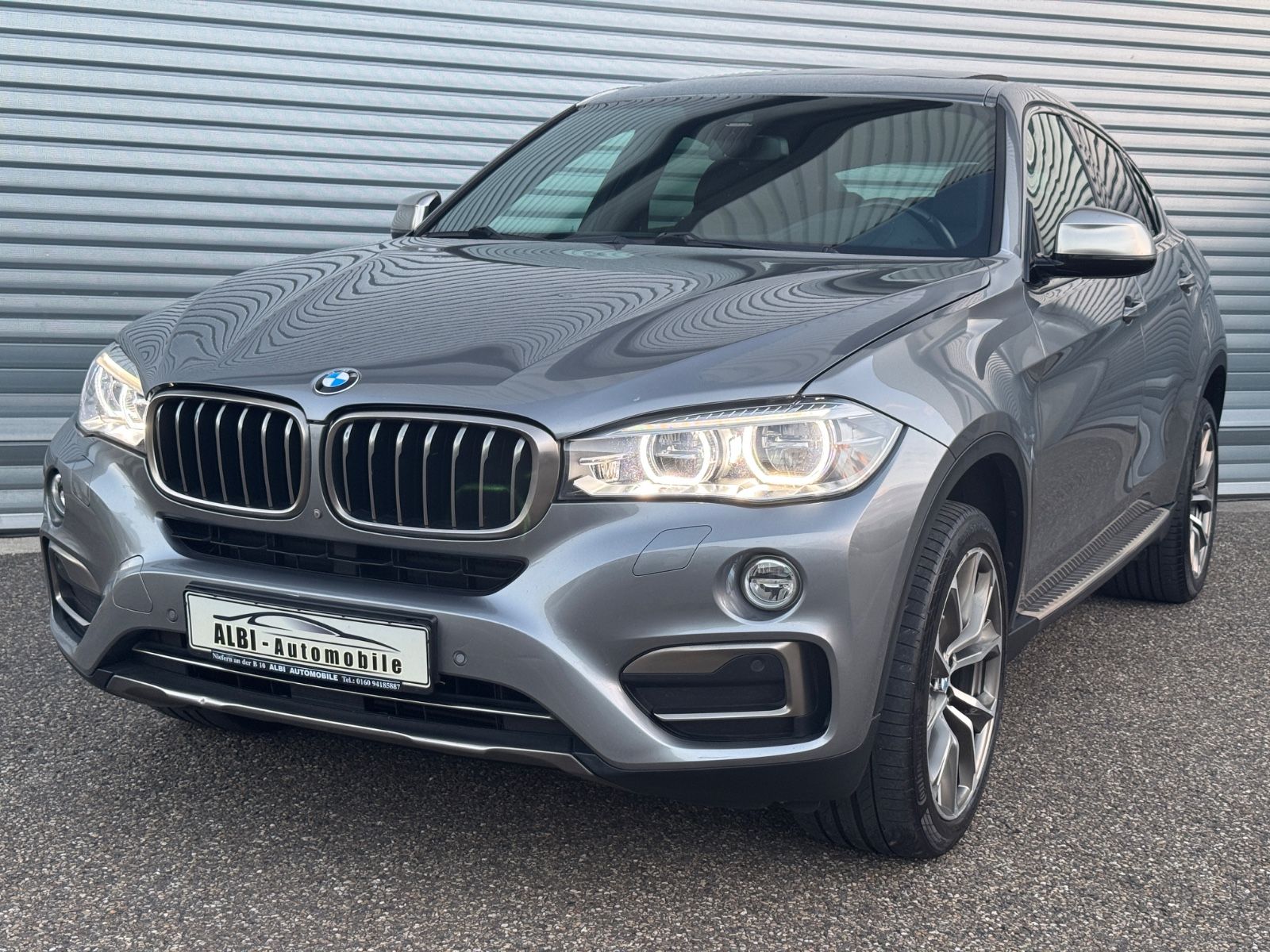 BMW X6 LEDER KAMERA H&amp;K Schiebedach**