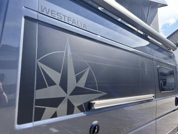 Westfalia Columbus 600 D AHK Stauraump. 350W SOLAR SKYVIEW