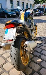 Ducati Monster M 1000 - DUCATI 1000
