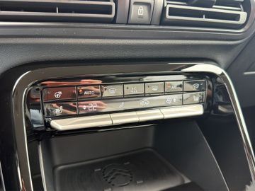 Citroën C3 Aircross MAX HY 145 Kam.+KeyLess+LED+Navi