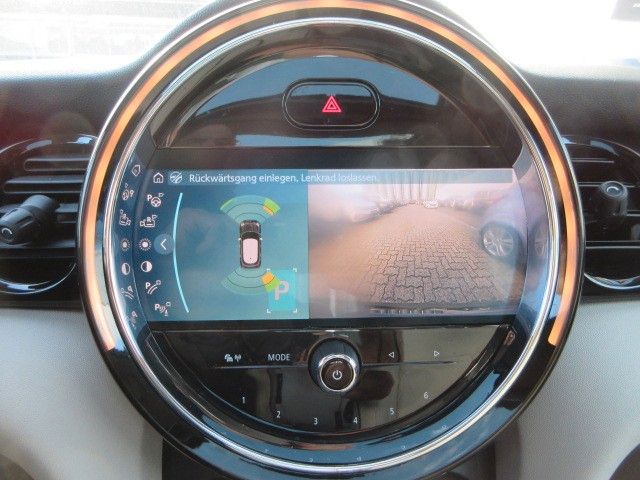 Fahrzeugabbildung MINI Mini Cooper Classic Trim LED/NAVI/SHZ/PANO/LEDER
