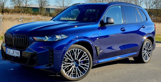 BMW X5 Baureihe X5 50 e xDrive M Sport AHK BW Sound