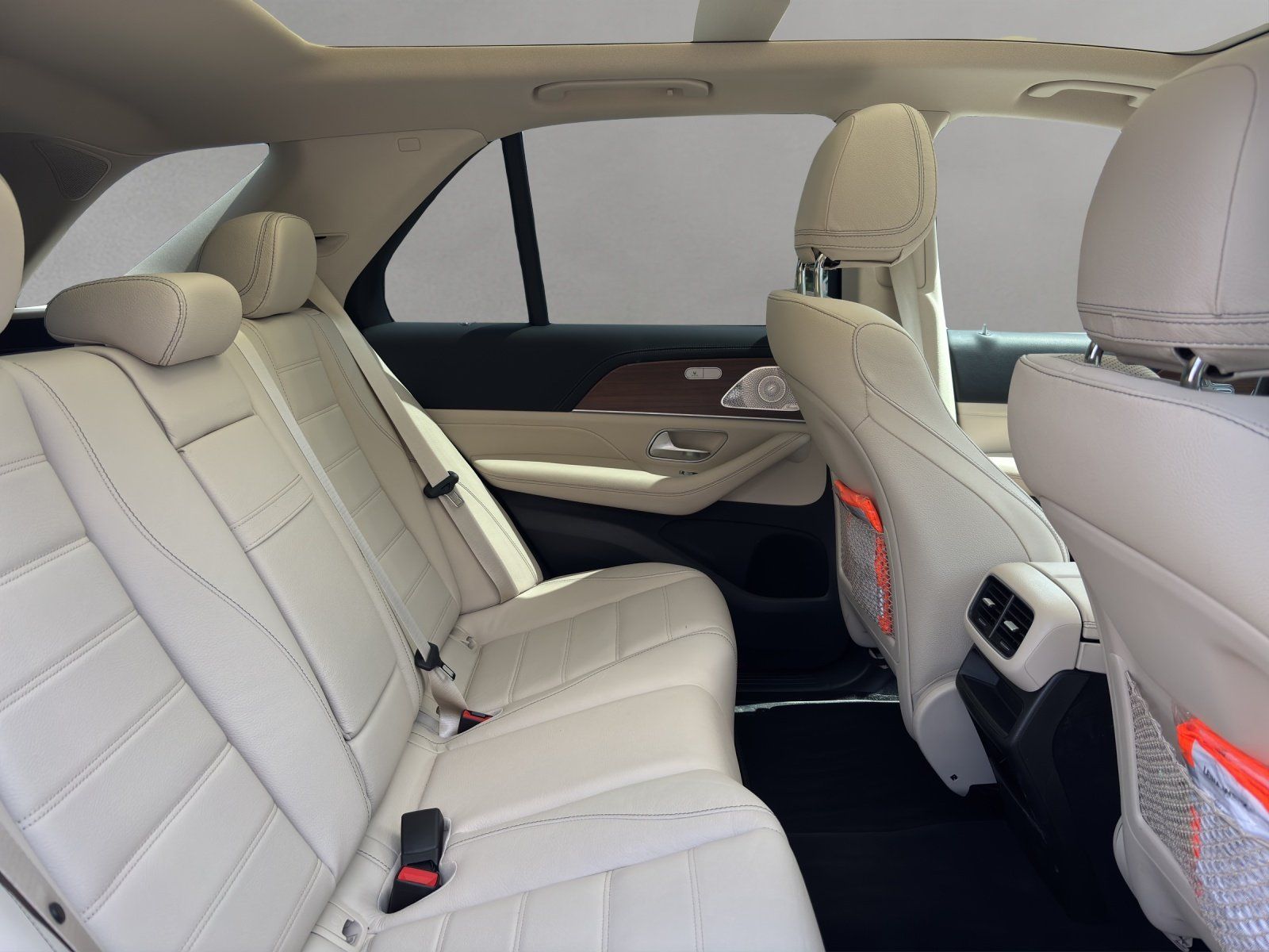 Fahrzeugabbildung Mercedes-Benz GLE 350 de 4M AMG Burm. DISTRO Massage PANO 360°