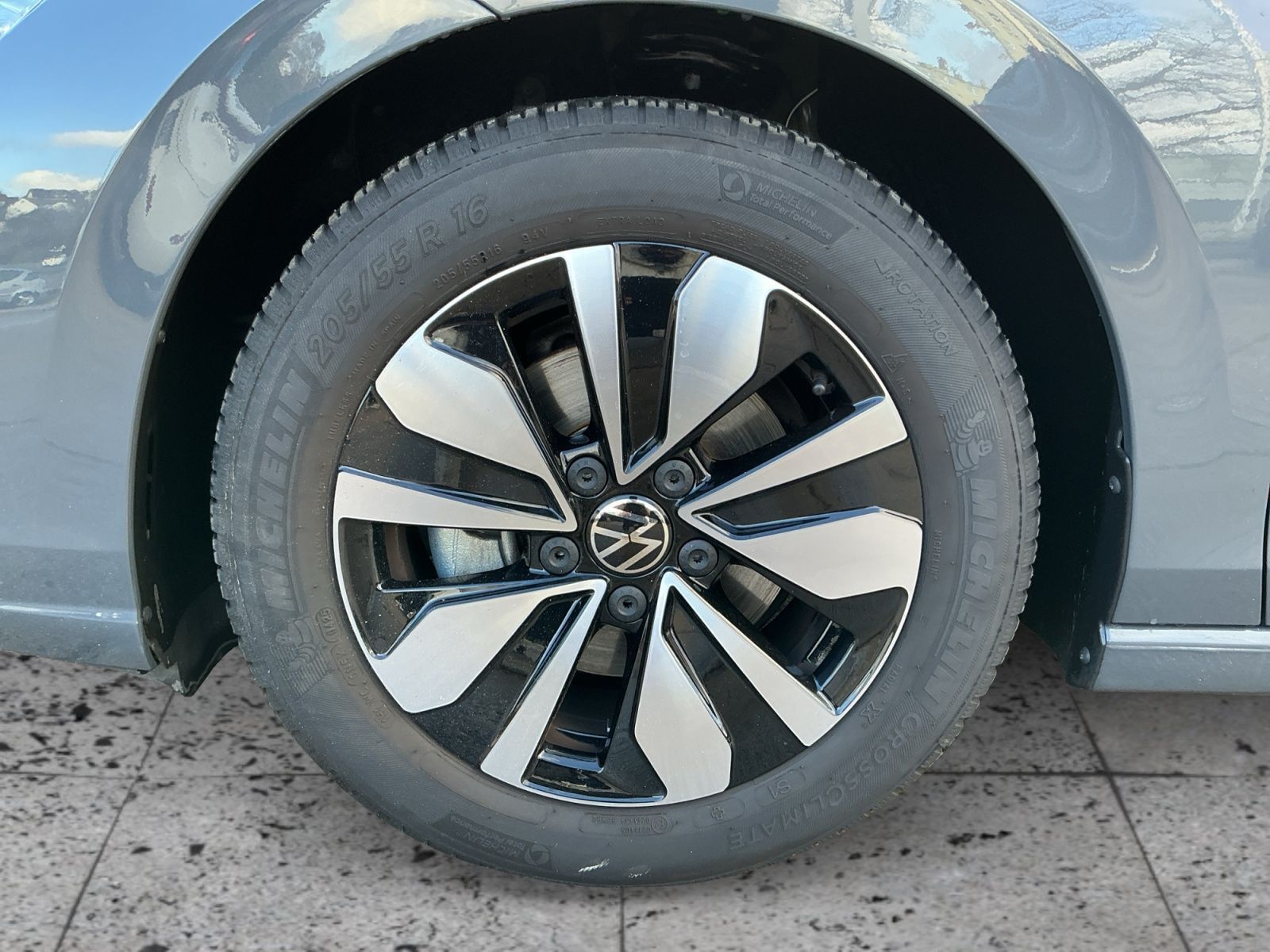 Volkswagen Golf - Bild 8