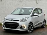 Hyundai i10/Automatik/PDC/Navi/Sitz-Lenkradheizung/Navi - Hyundai i10 in Wiesbaden