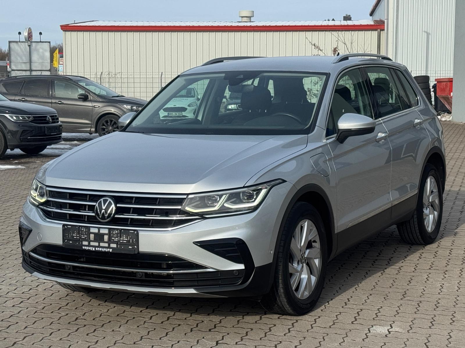 Volkswagen Tiguan Elegance eHybrid °AHK°R-Kamera°ACC°Matrix