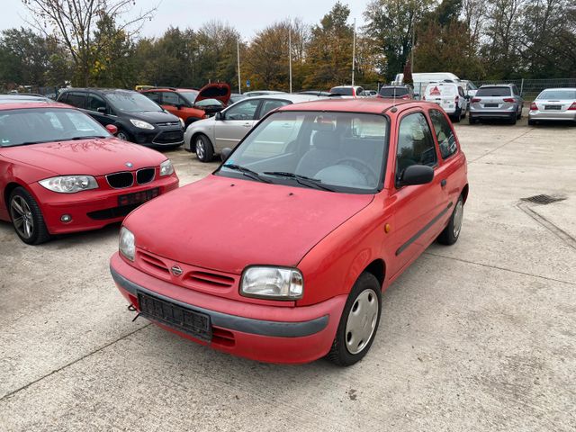 Nissan Micra 1.0 Automatik