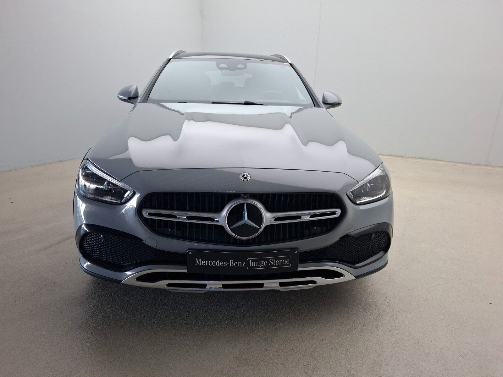 Mercedes-Benz C220d 4M T All-Terrain Pano Distr AHK Burm3D HUD imagem 2