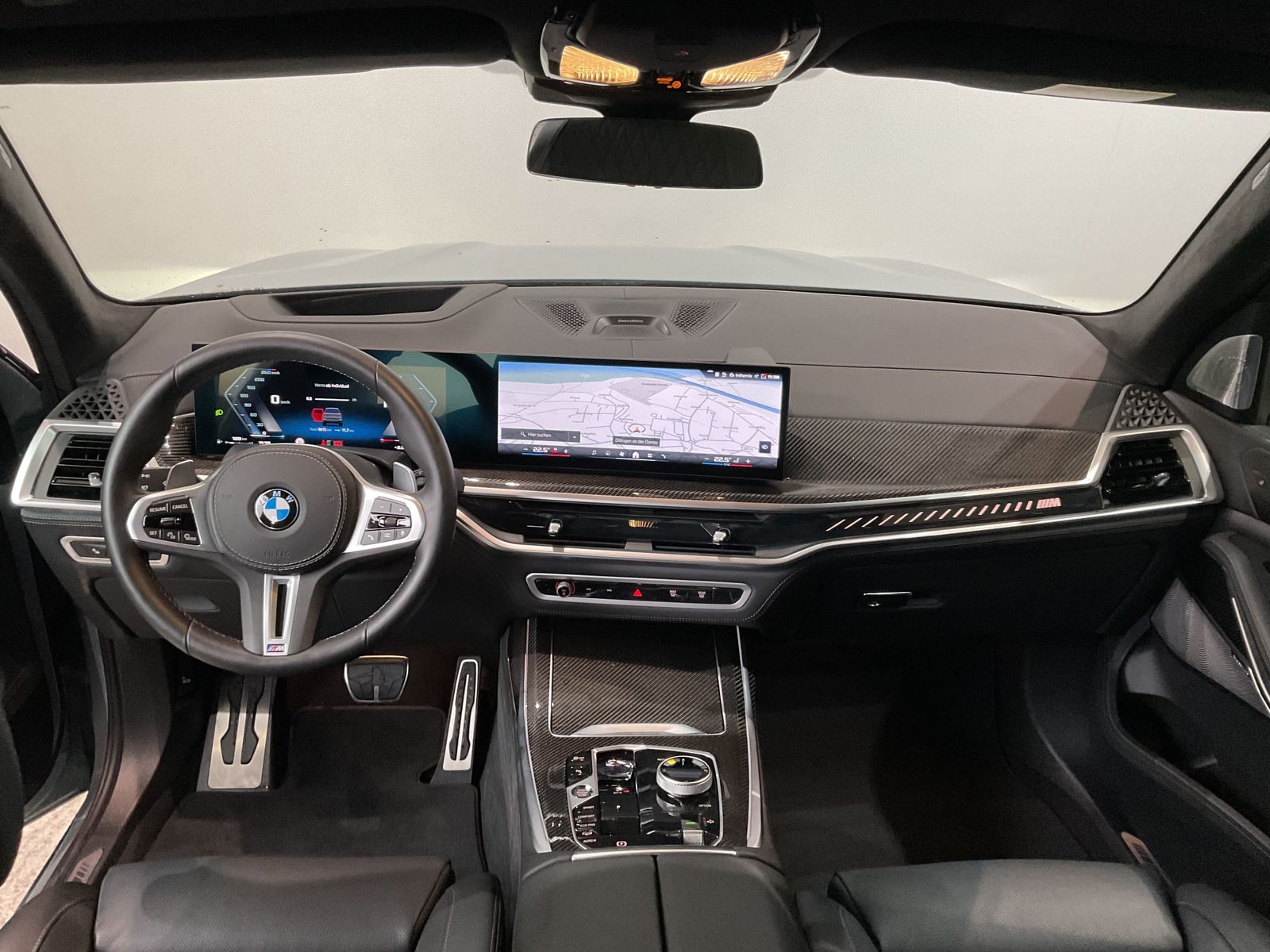 Fahrzeugabbildung BMW X7 M60i | Sitzbelüftung | Sky Lounge | Bowers &