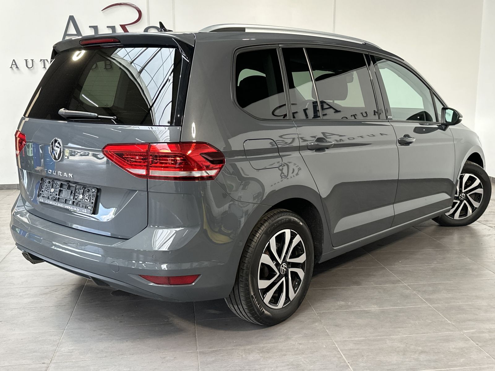 Fahrzeugabbildung Volkswagen Touran 2.0 TDI DSG ACTIVE NAV+LED+AHK+KAMERA+SHZ