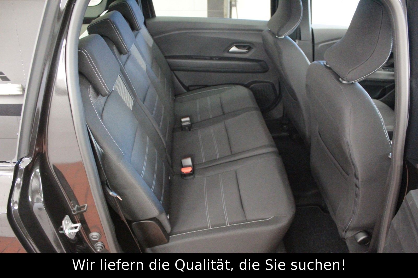 Fahrzeugabbildung Dacia Jogger Hybrid 140 Expression*7-Sitzer*