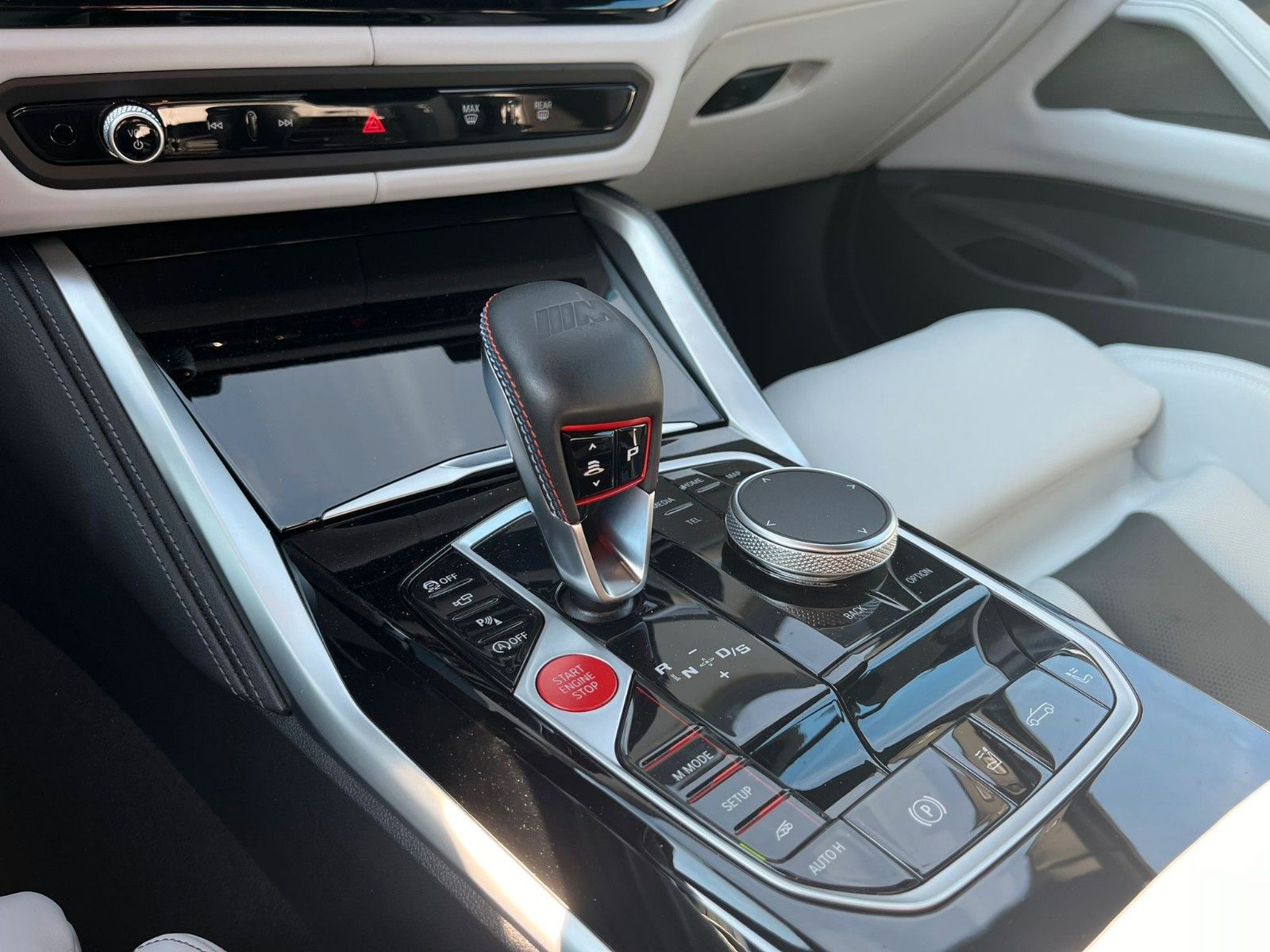 Fahrzeugabbildung BMW M4 Cabrio G83 xDrive Competition*Carbon*Laser*