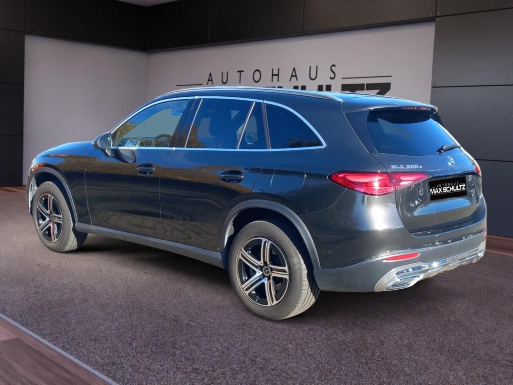 Fahrzeugabbildung Mercedes-Benz GLC 300 e 4MATIC Nav*AHK*PDC*SpurH*Digital Light