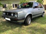 Volkswagen Golf II, Automatik, Oldtimer  - Volkswagen Golf Kleinwagen Ii mit Benzin-Antrieb