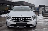 Mercedes-Benz GLA 180 - silberne Mercedes-Benz GLA 180