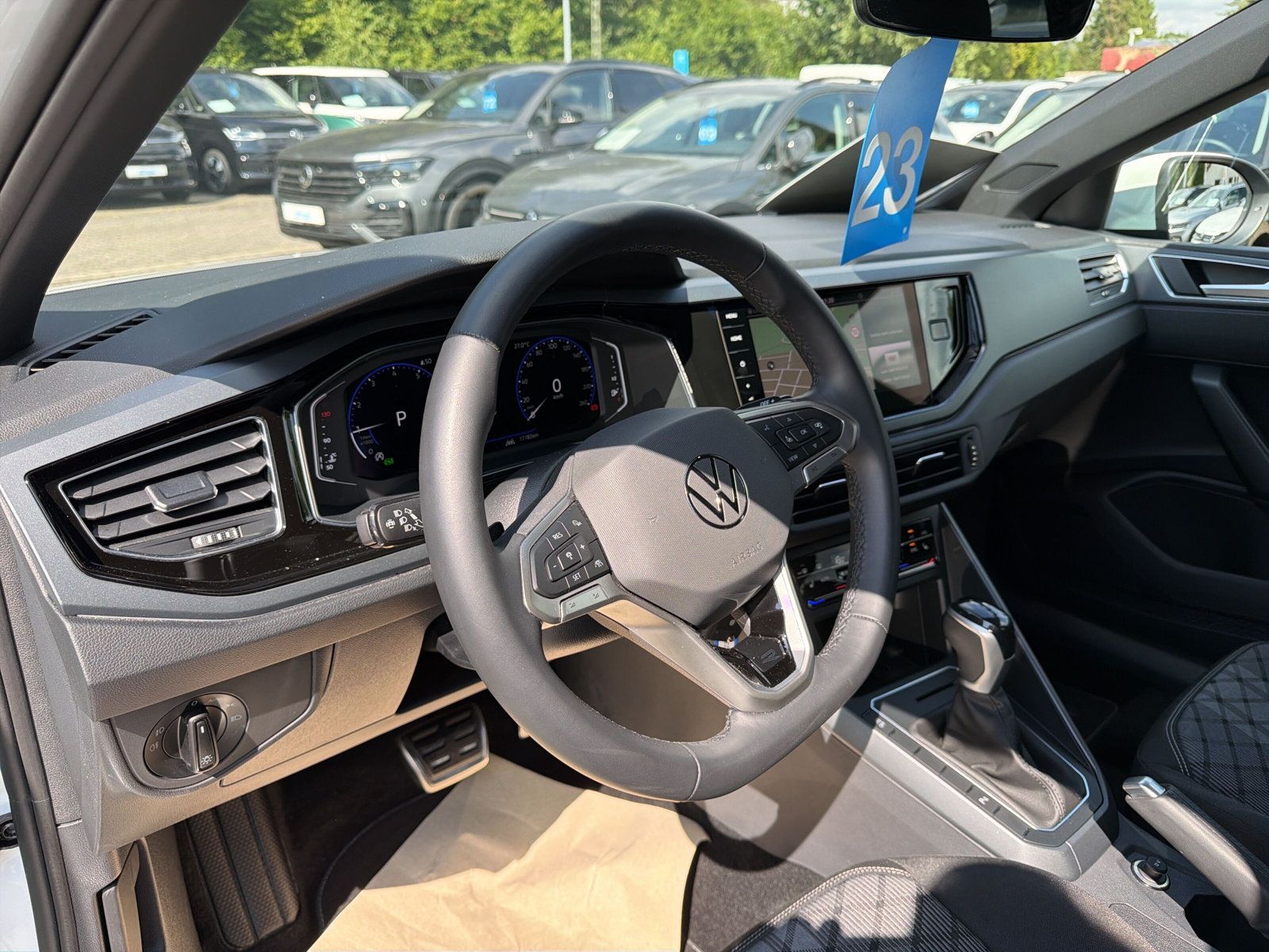 Taigo R-Line TSi DSG Navi AZV Kamera