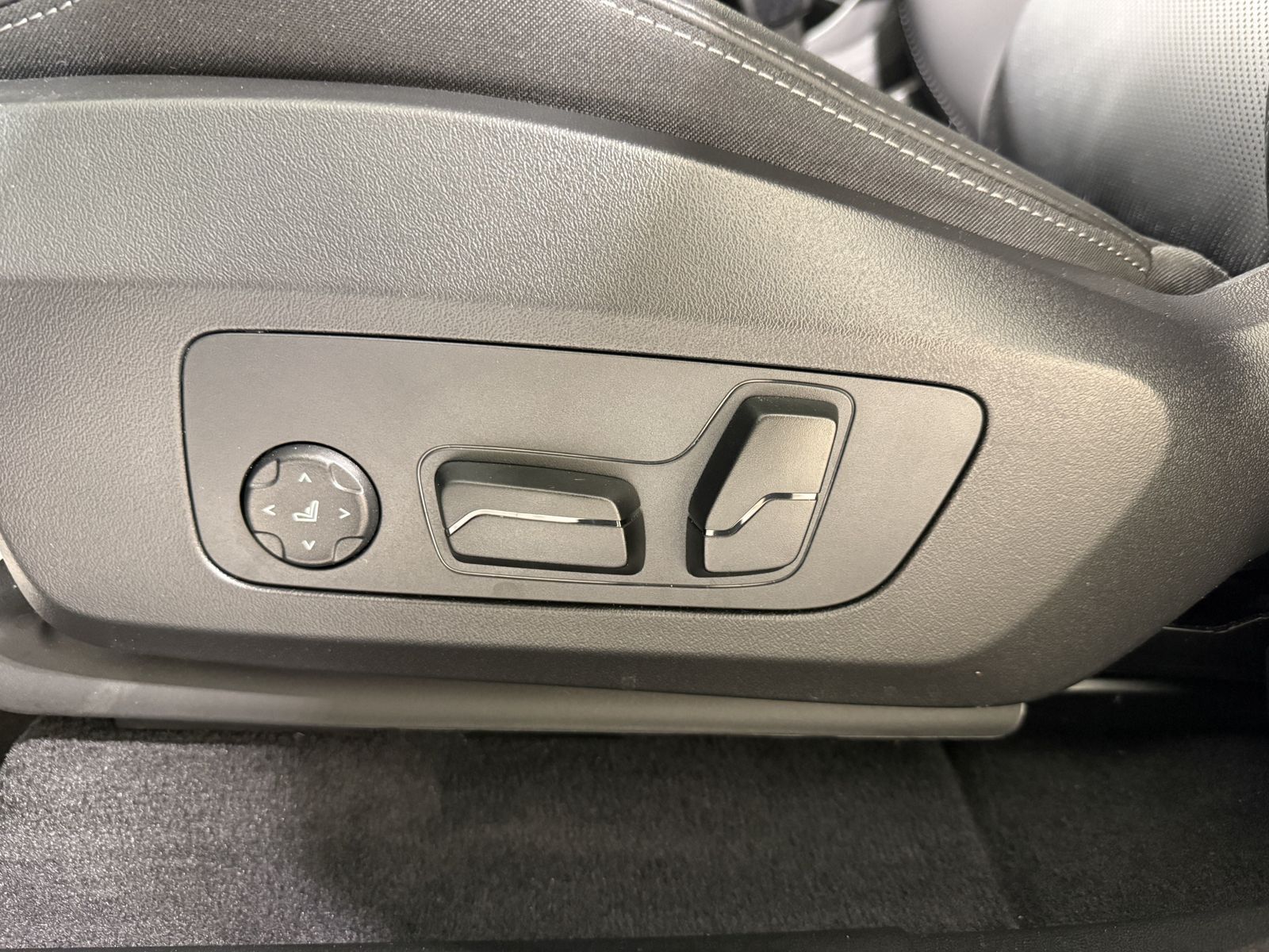 BMW X1 xDrive30e M Sportpaket AHK ACC 360° HUD HK foto 18