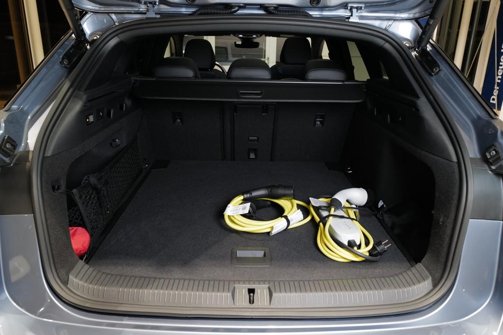 Volkswagen ID.7 Tourer GTX 4Motion Pano AHK WäPump HKardon 