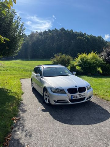 BMW 320d EfficientDynamics Edition Touring Effic...