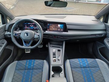 Fahrzeugabbildung Volkswagen Golf VIII R 2.0 TSI DSG 4M LED/ACC/Panorama